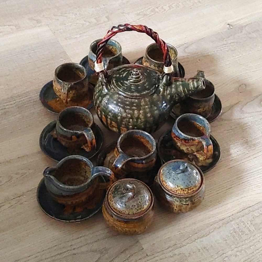 Vintage Asian ceramic 11 pc tea set